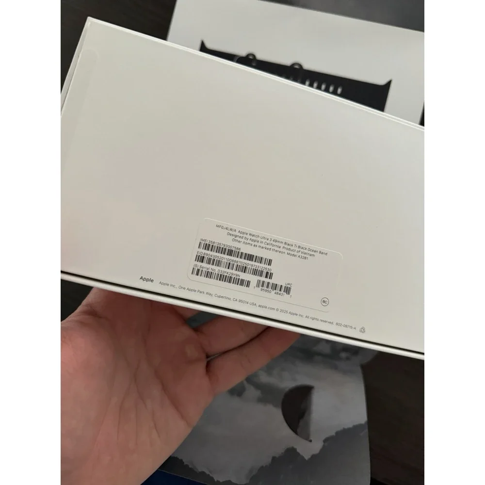Apple Watch Ultra 3 49mm Black Titanium GPS+Cellular 64GB Alpine Loop